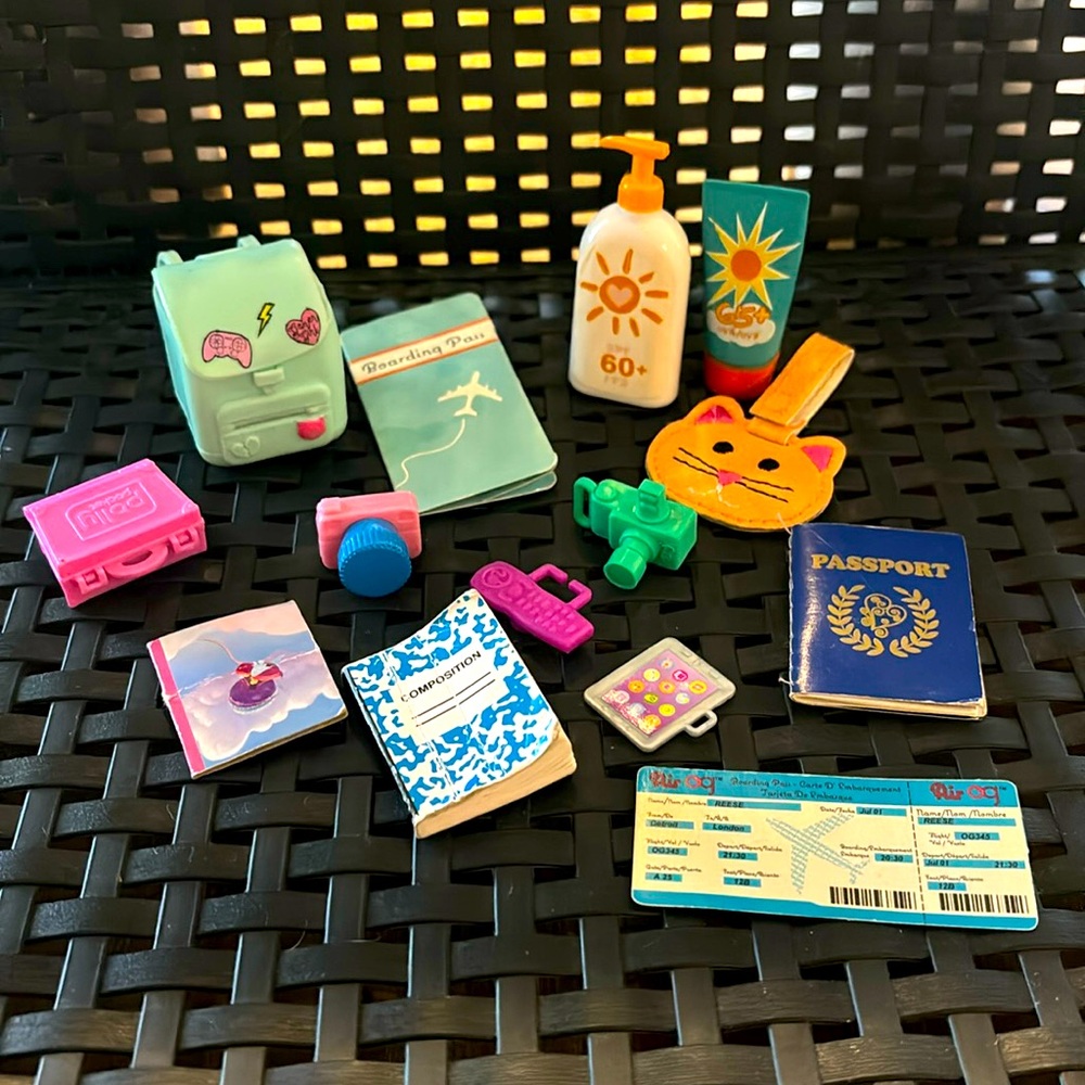 Barbie Travel Accessory Pack
